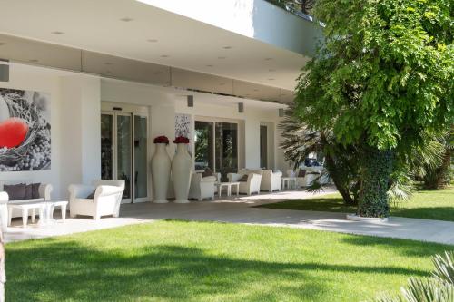 Perla Verde Hotel - image 14