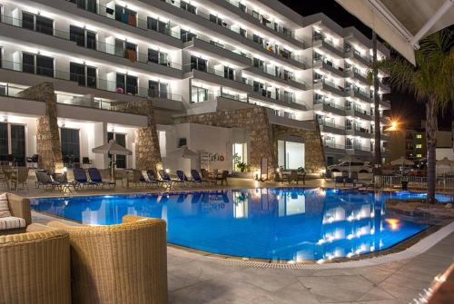 Melini Hotel Suites - image 6