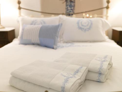 3 bedrooms, 4 beds