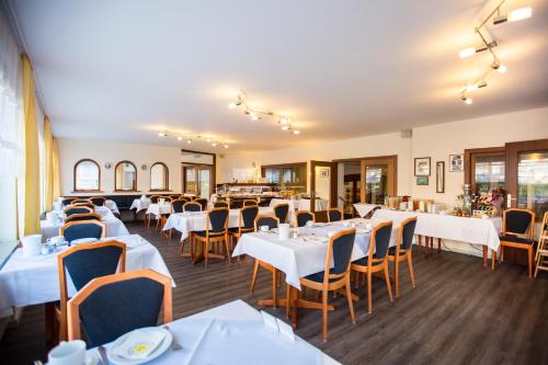 Hotel Graf Waldersee - main image