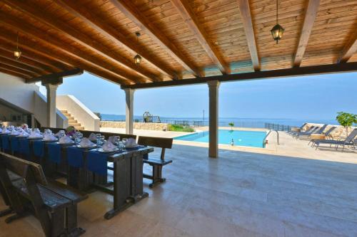 Villa View 4 You