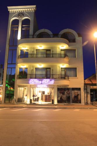 外部景觀, Guest House Palazzo in 比亞拉