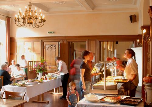 Restaurant, Bio- und Gesundheitshotel Gutshaus Stellshagen in Damshagen