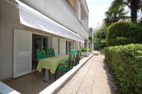 Two-Bedroom Apartment image 2