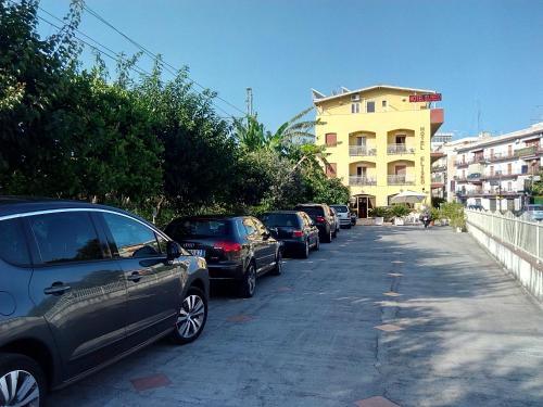 Hotel Eliseo - image 10