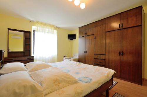Cassa Jakov, Roč (foto 5)