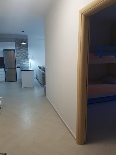 Modern cozy apartment seaview - image 5