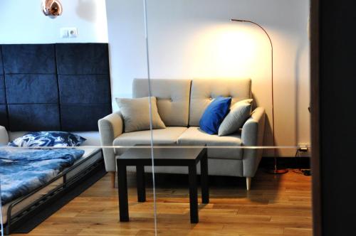 

Domaniewska Apartment II - Metro