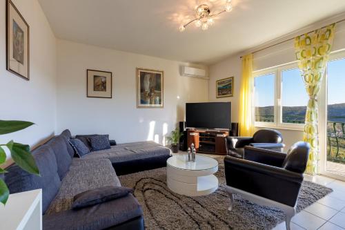 Iekārtas, Apartment Stela with heated private pool and Whirlpool Gornje Sitno in Srinjine
