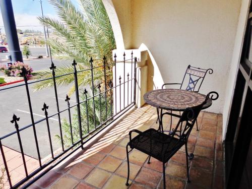 Ramada by Wyndham Las Cruces Hotel & Conference Center - main image