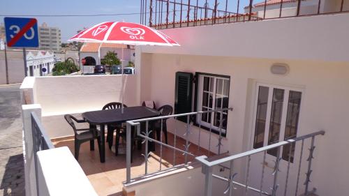  Nunes Apartment in Mexilhoeira da Carregacao