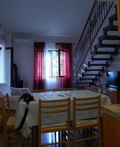 Appartamento Zavanone, Pension in Lovran