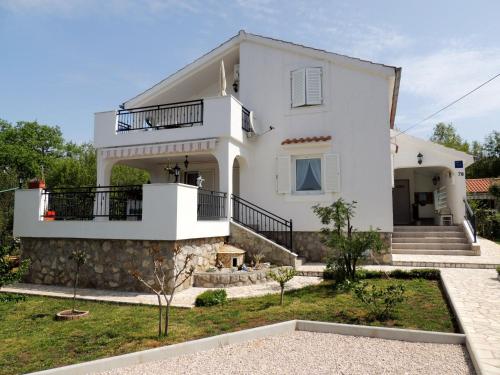  Apartments Grdic in Brzac