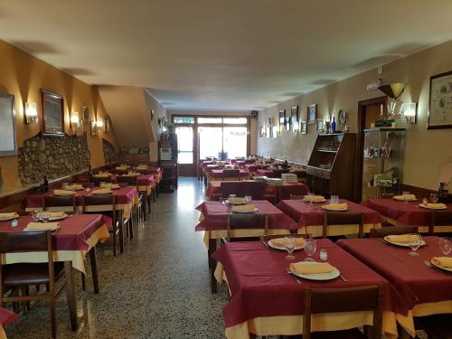 Restaurant, Turo de L´Home in Santa Maria de Palautordera