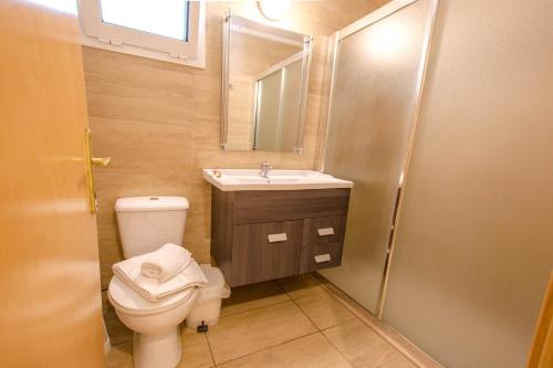 Frixos Hotel - image 5