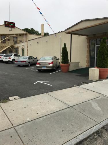 Waterbury Big Apple Motel - Accommodation - Waterbury