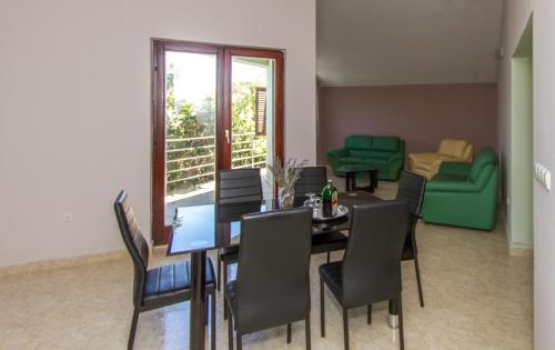 Apartment Jadranka - image 2