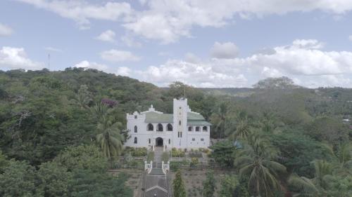 B&B Mtwara - The Old Boma Hotel - Bed and Breakfast Mtwara