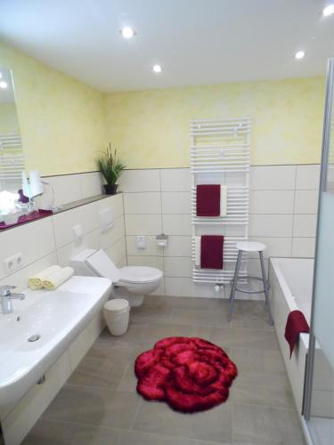 Bathroom, Landgasthof/Landhaus Waldlust in Bischofsgrun