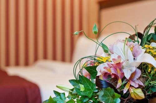 Best Western Plus Bristol Hotel - image 7