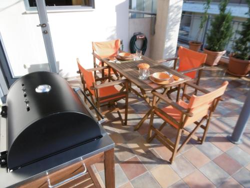 Valashouse in Agia Paraskevi