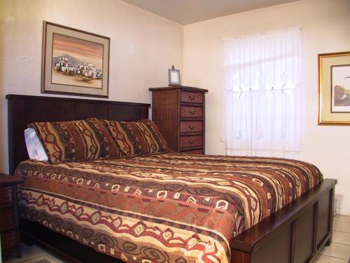 Casas de Suenos Old Town Historic Inn - image 2