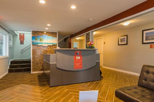 Wildwood Inn - image 2