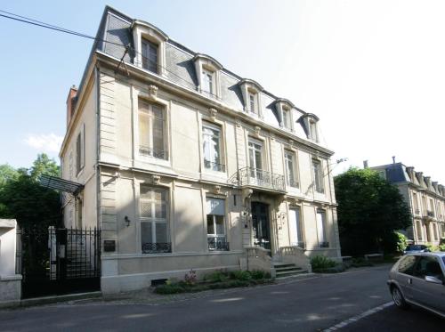 - l'Hôtel Particulier - Appartements d'Hôtes