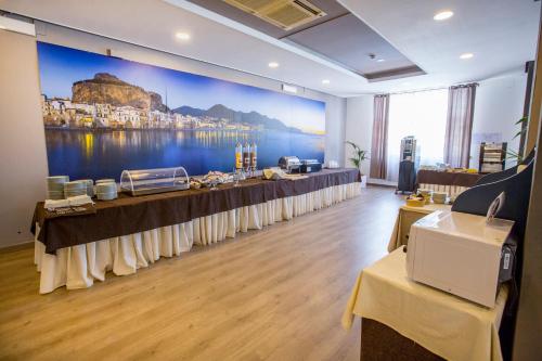 Hotel Tourist - image 10