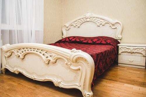 Apartment on Pozhalostina - image 8