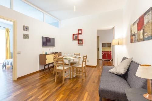 Piazza Marina Holiday House by DomuSicily, Palermo (foto 2)