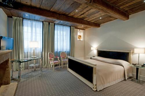 Hotel Le Place d'Armes - Relais & Châteaux - image 3
