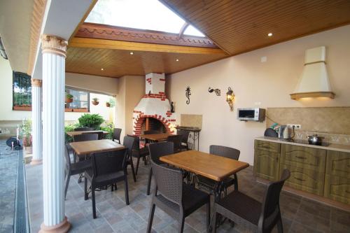 Guest House u Lukomorya - image 2