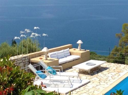 Skaloma Villas Art 1 gîte à louer Longos 