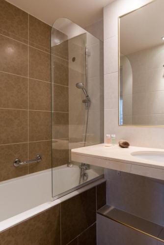 Best Western Gaillon Opera - image 14