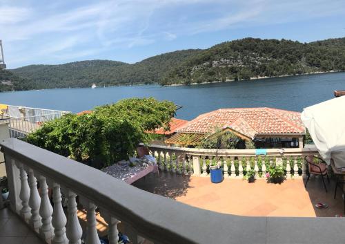 Sea House Mljet