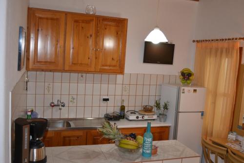 Studio with Sea View ( 3 Adults) image 10