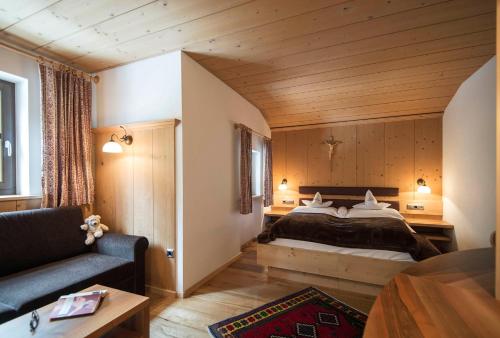 Charmehotel Uhrerhof - Deur - image 7