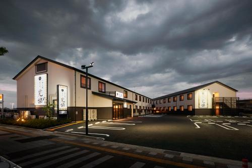 Hotel KAN-RAKU Saitama Honjo-Waseda Hinoki No Yakata