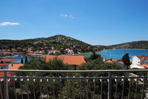 Apartments Roko - image 9