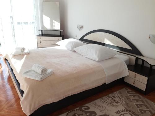  Apartment Leut, Unterkunft in Šibenik