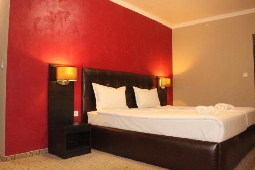 Central Guest Rooms - image 9