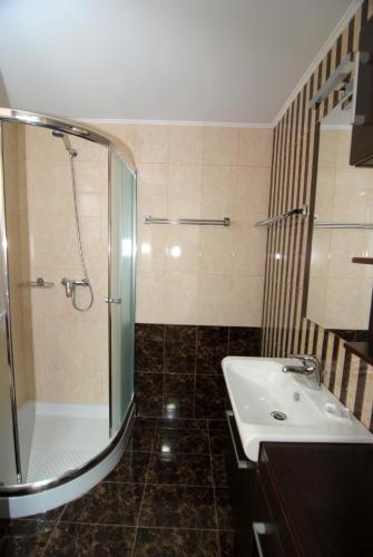 Zeus Hotel - image 13