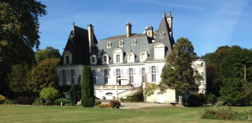 Chateau du Val Larbont - Accommodation - La Bastide-de-Sérou