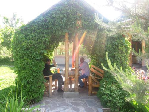 Lucytour Hotel - image 2