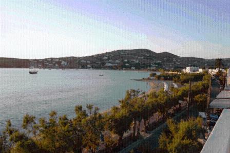 Skats, Hotel Paros in Paras sala