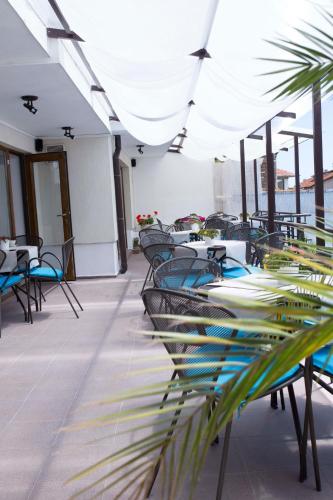 Ema Hotel 5