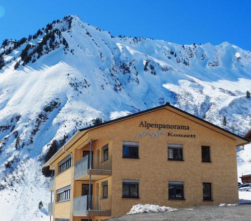  Alpenpanorama Konzett, Pension in Faschina bei Blons