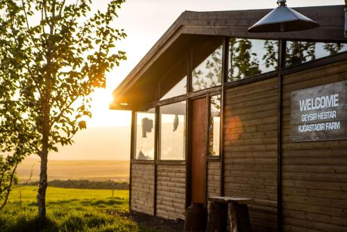 Geysir Hestar - Accommodation - Haukadalur