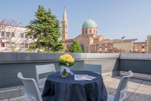 Casa Lucia Valentini Terrani 5